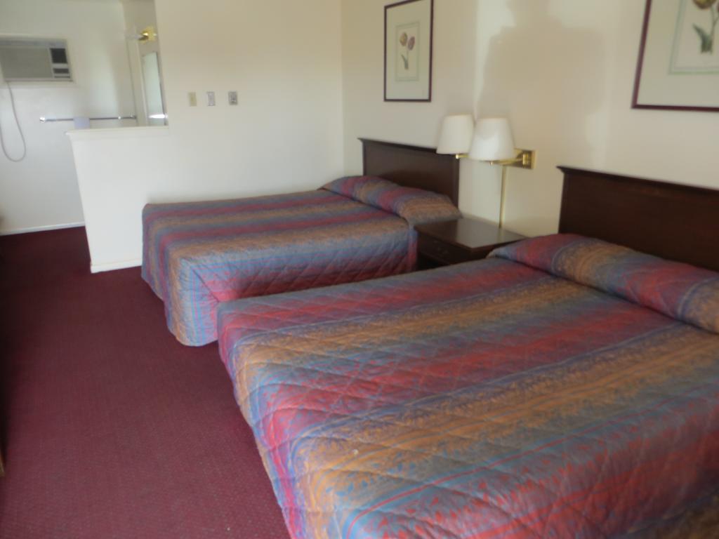 Traveler'S Lodge Салайна Номер фото